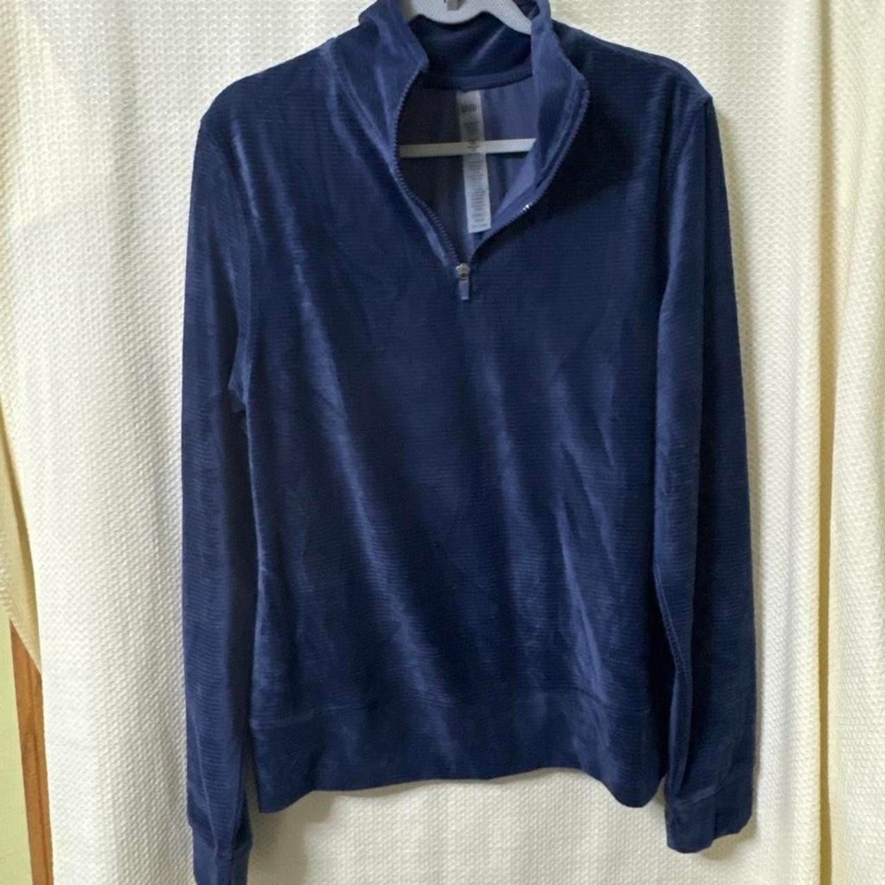 Nicole Miller sport size large textured velvet navy Blue quarter zip long sleeve